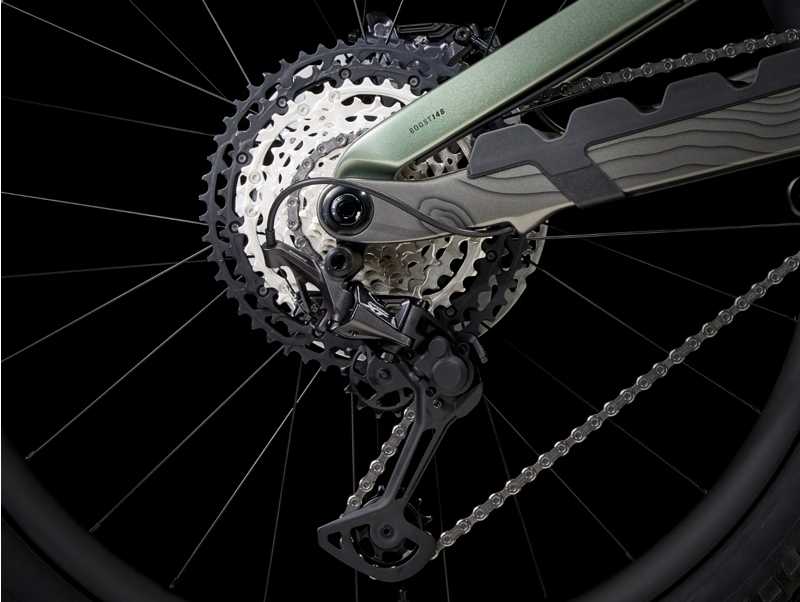 Trek Slash 9.8 XT Gen 6 Full Suspension Mountain Bike 2024 in Lichen Green-2